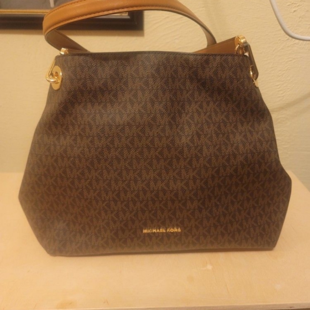 Michael Kors MK Raven